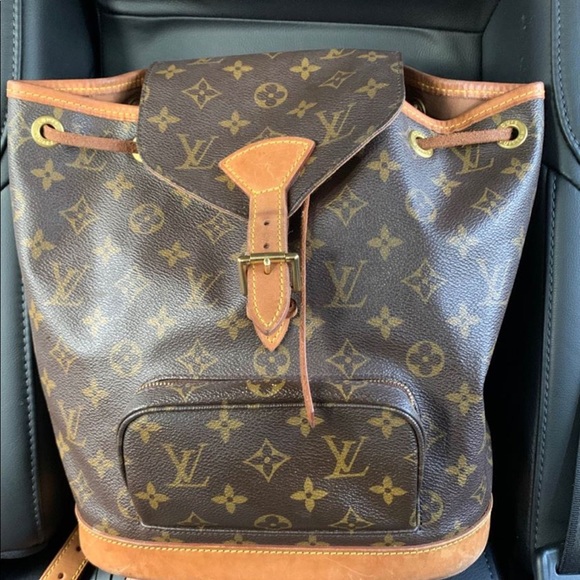 Luis vuiton back bag like new - Picture 4 of 8